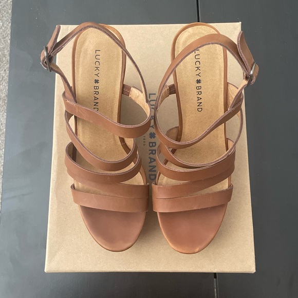 Lucky Brand Camel Colored Wedges - Picture 3 of 5